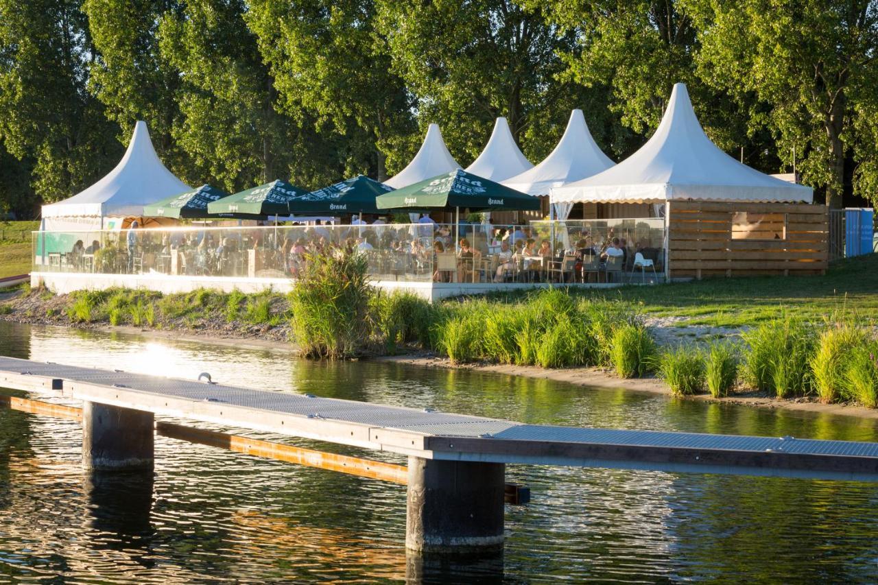 Restaurant Oolderhof Bv 호텔 루르몬드 외부 사진